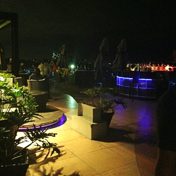 veranda lounge sucat