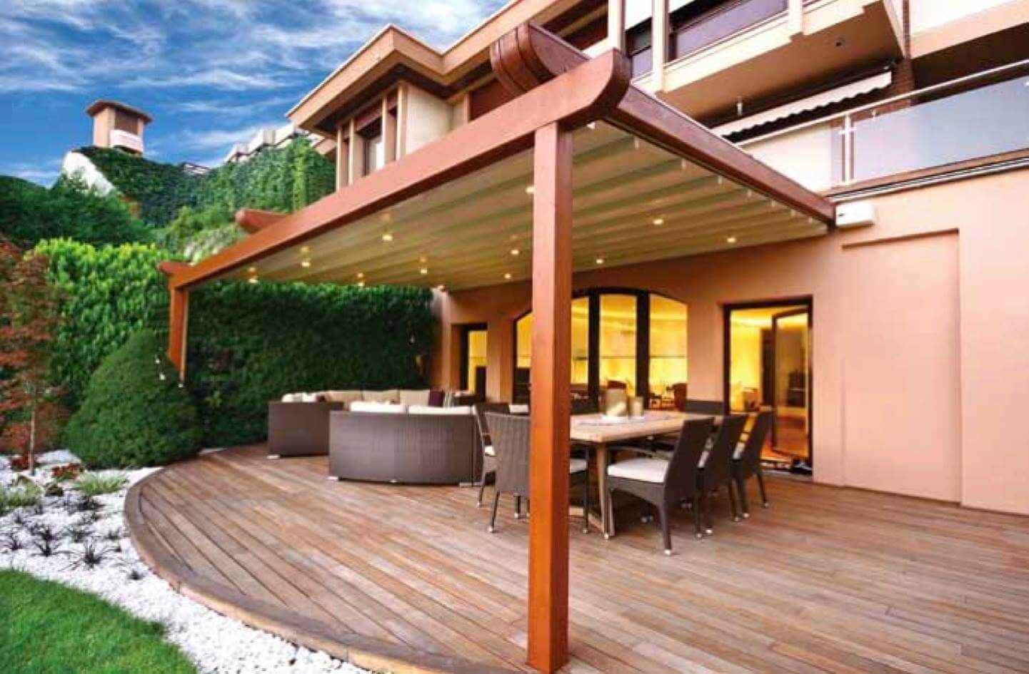 retractable verandah blinds
