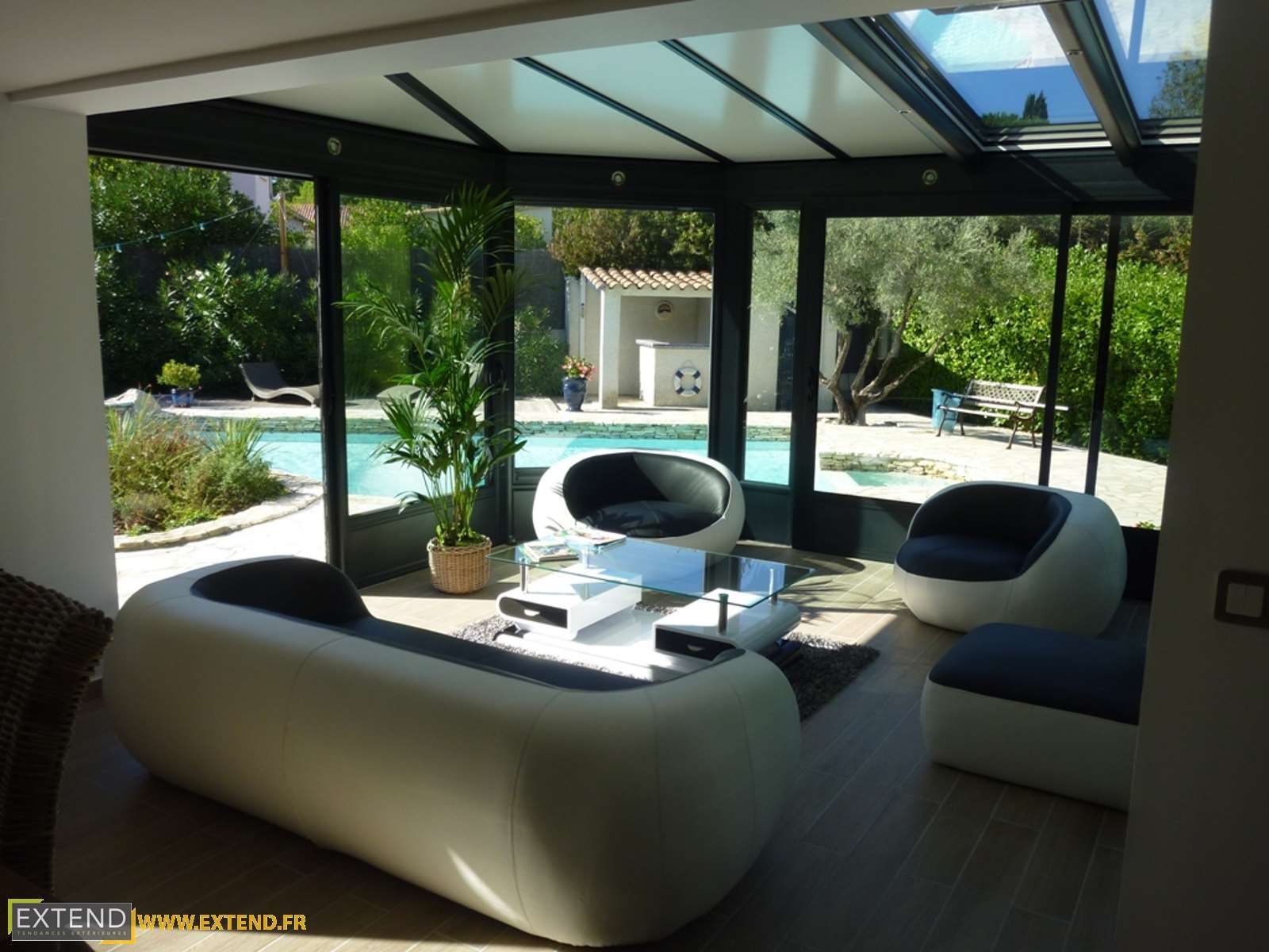 veranda bord piscine