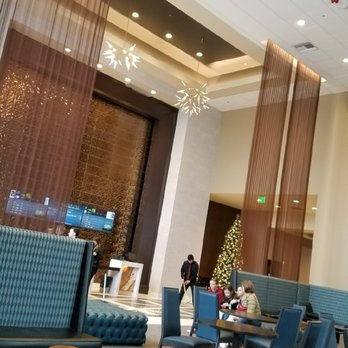 veranda luxe hours