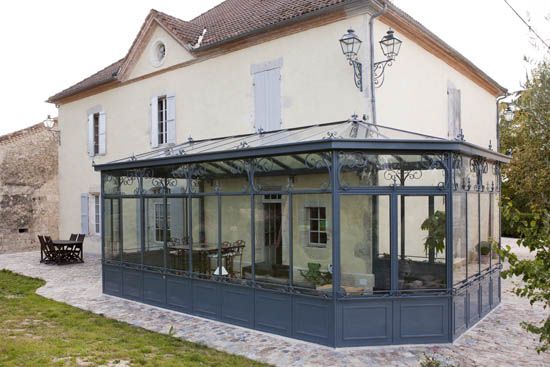 veranda fer forge piscine