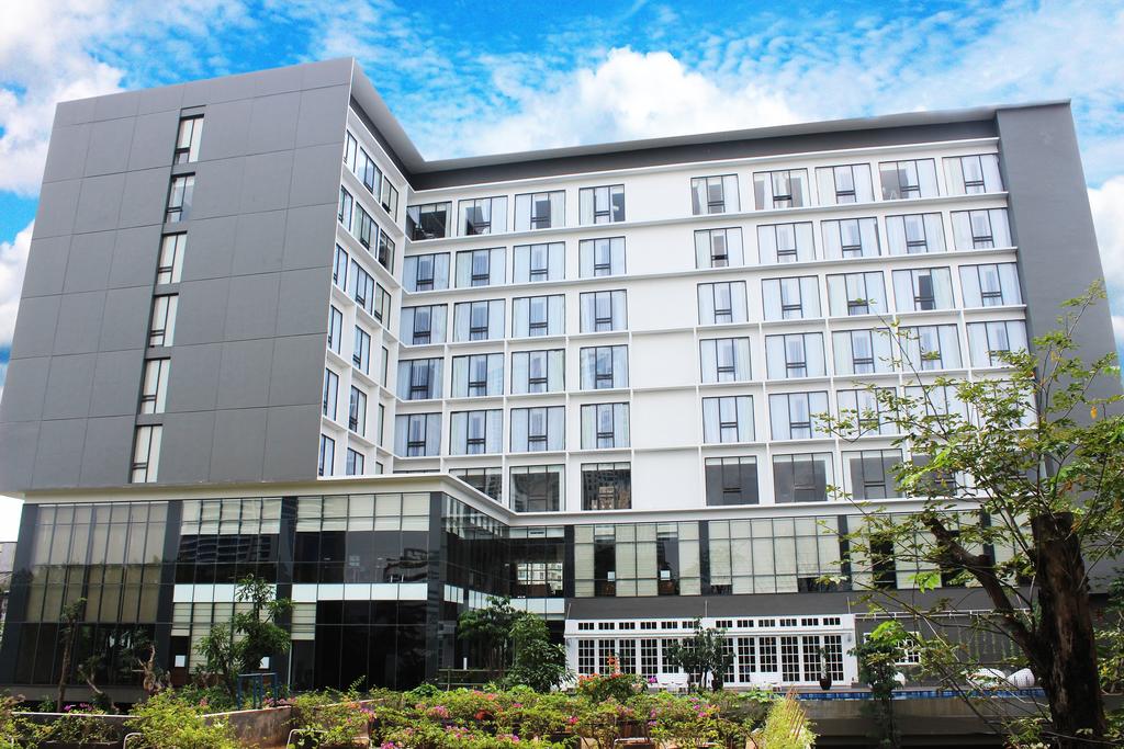 veranda hotel pakubuwono jakarta