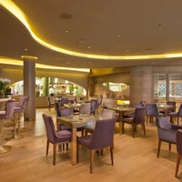 veranda restaurant and lounge