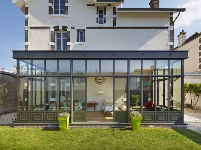 veranda esprit acier