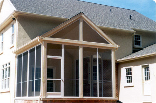 veranda en moustiquaire