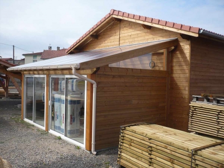 veranda avec charpente bois