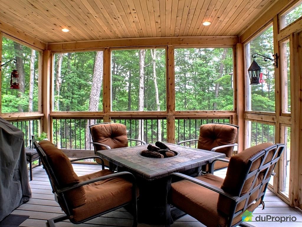 veranda en moustiquaire