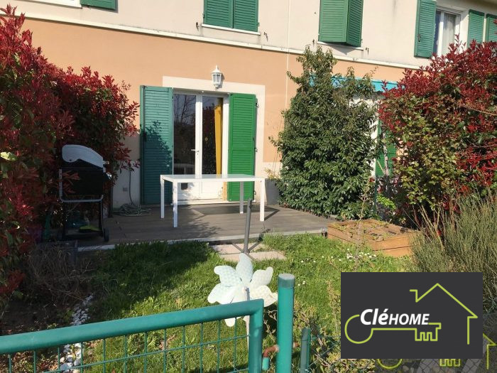 veranda a fleurieux sur l'arbresle