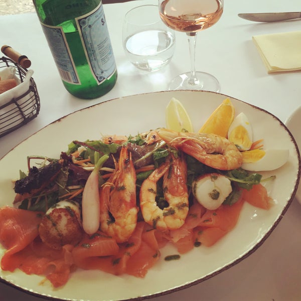 veranda restaurant menerbes france