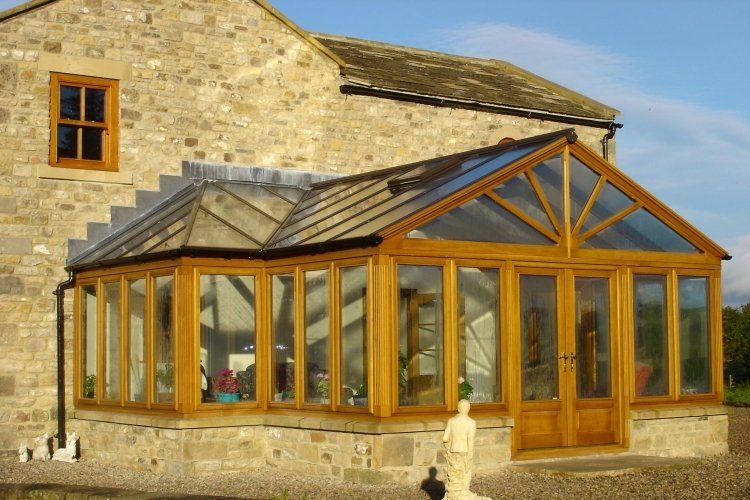 veranda toiture bois