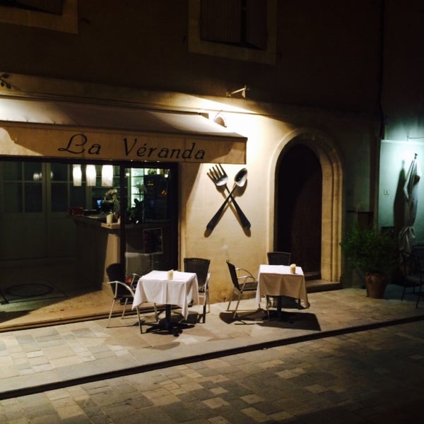 la veranda menerbes france