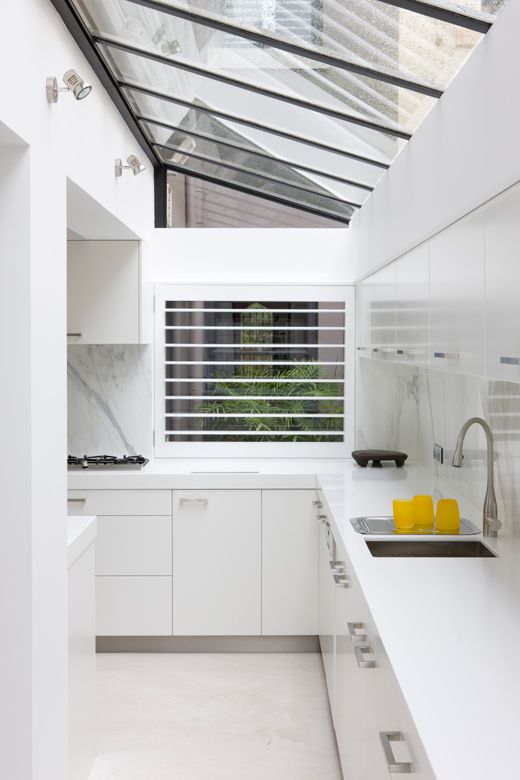 cuisine dans veranda blanche