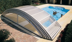 piscine desjoyaux veranda