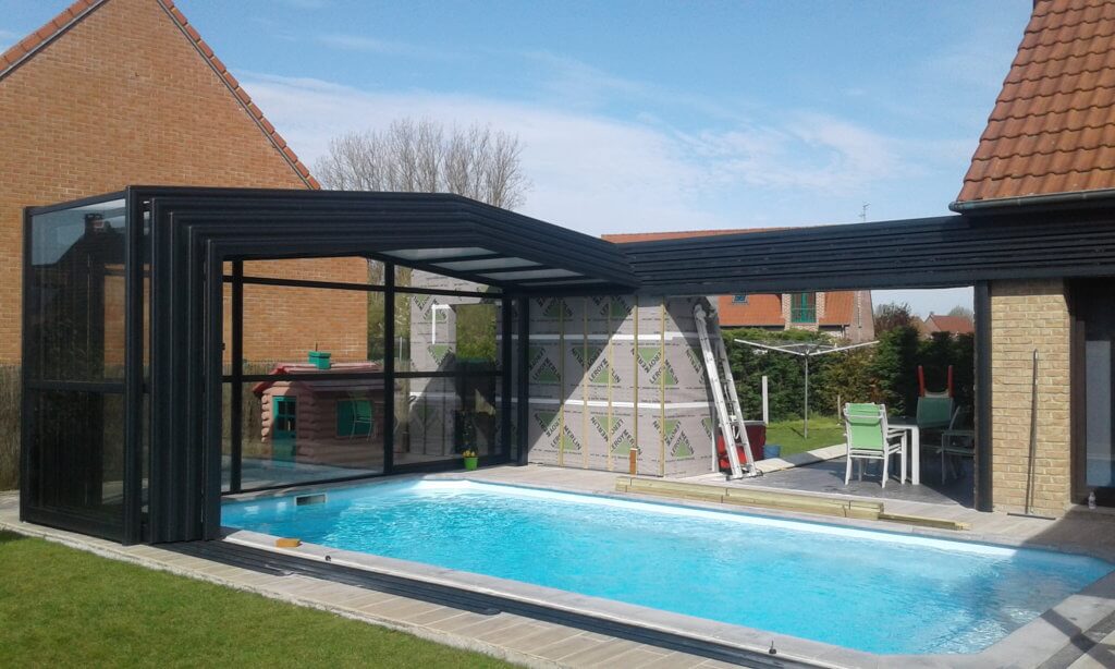 veranda piscine adosse