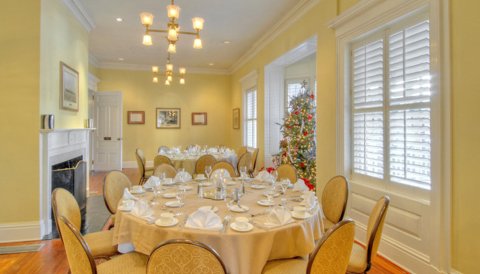 jekyll club veranda yellow