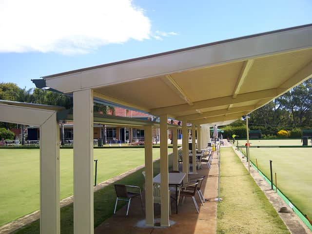 cantilevered verandah design