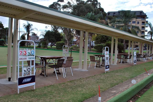 cantilevered verandah design