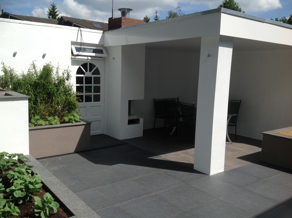 moderne veranda in de tuin