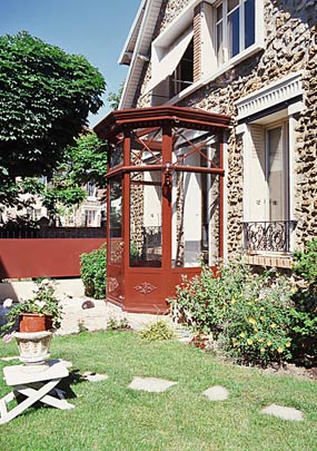 veranda devant porte d'entrÃ©e
