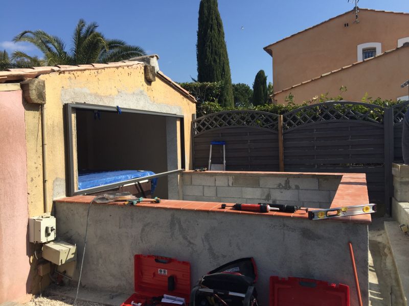 veranda alu sur muret