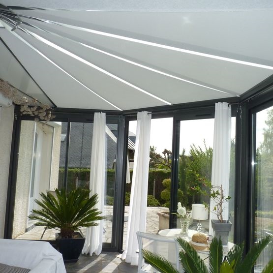 protection solaire veranda