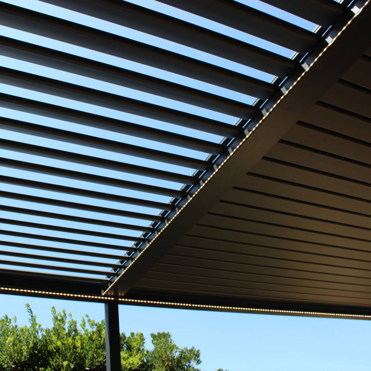 lames orientables pour veranda