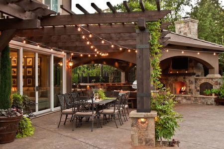 veranda style pergola
