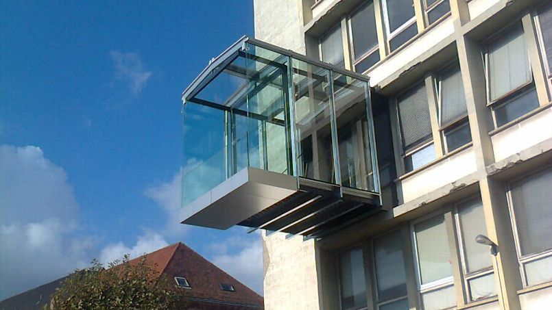 veranda sur balcon immeuble