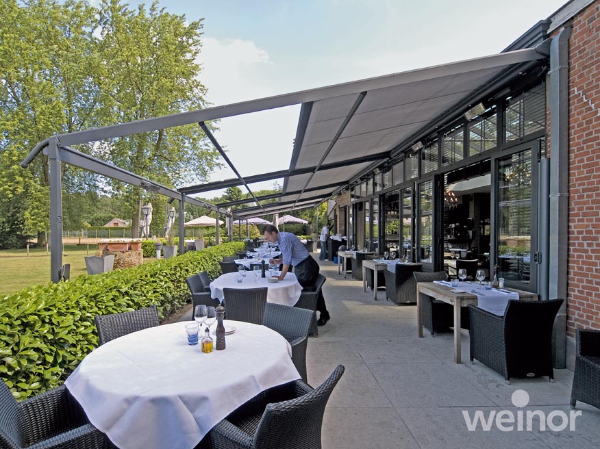 veranda retractable restaurant