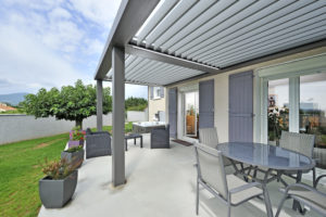 veranda bioclimatique definition