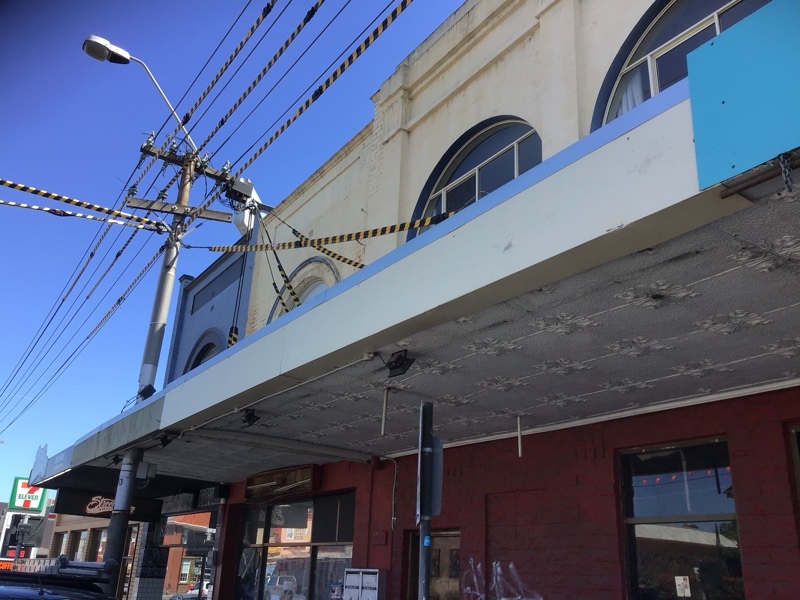 metal roof verandah