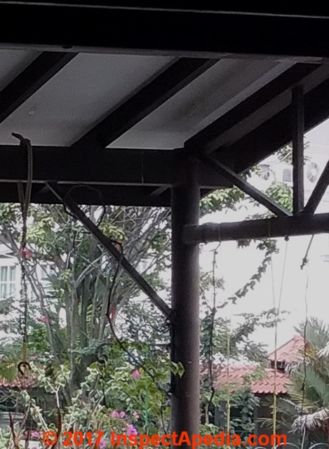 metal verandah supports