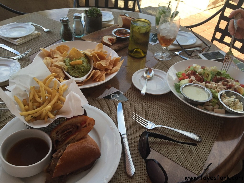 veranda fireside lounge