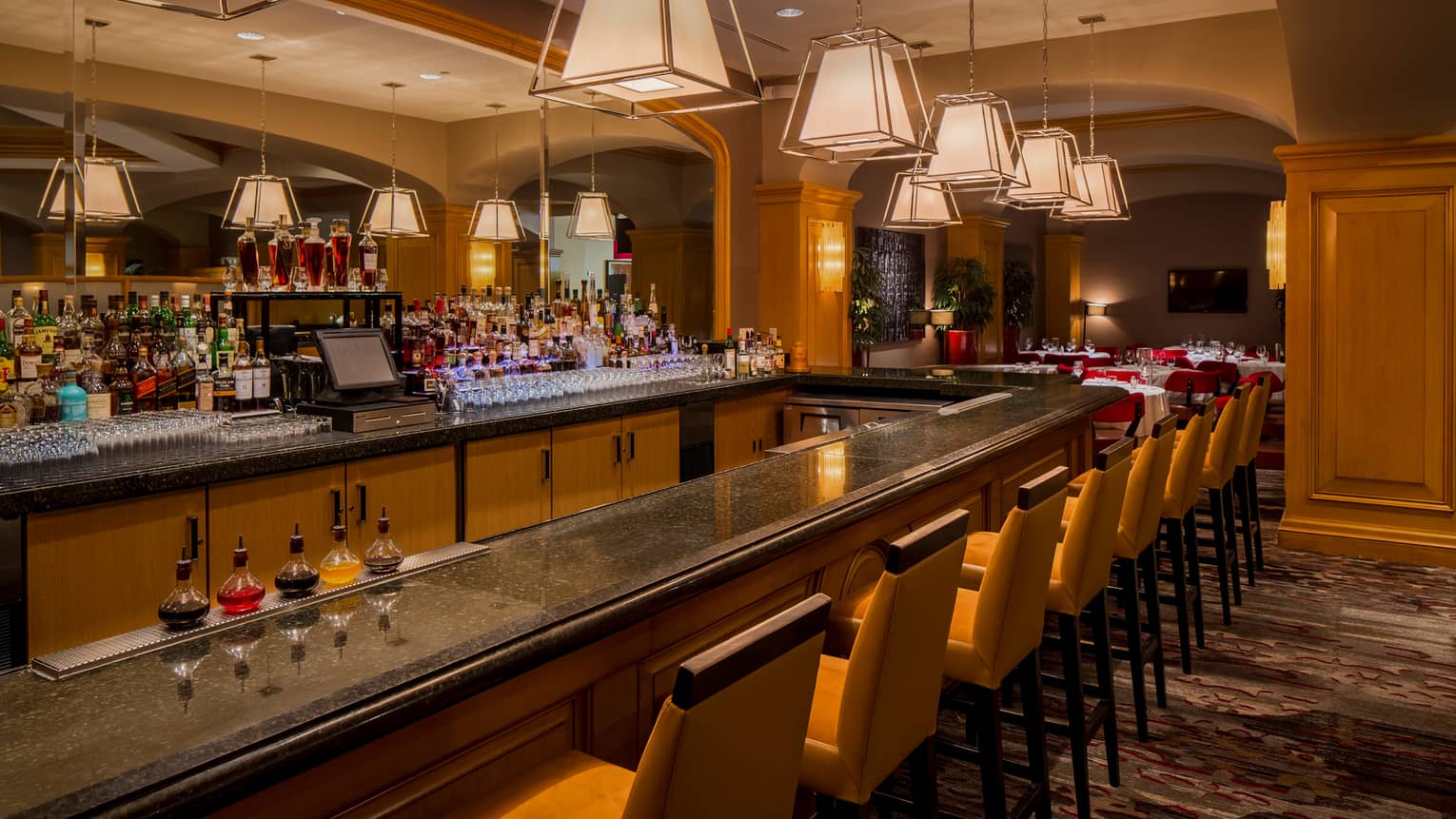 veranda all day cafe & lounge bar