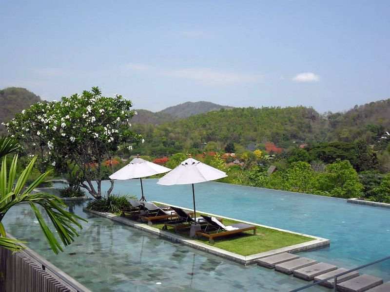 veranda high resort chiang mai pool