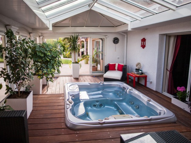 veranda avec jacuzzi