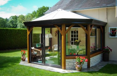 veranda toiture bois