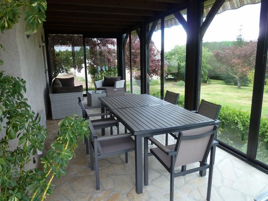 table et chaise pour veranda