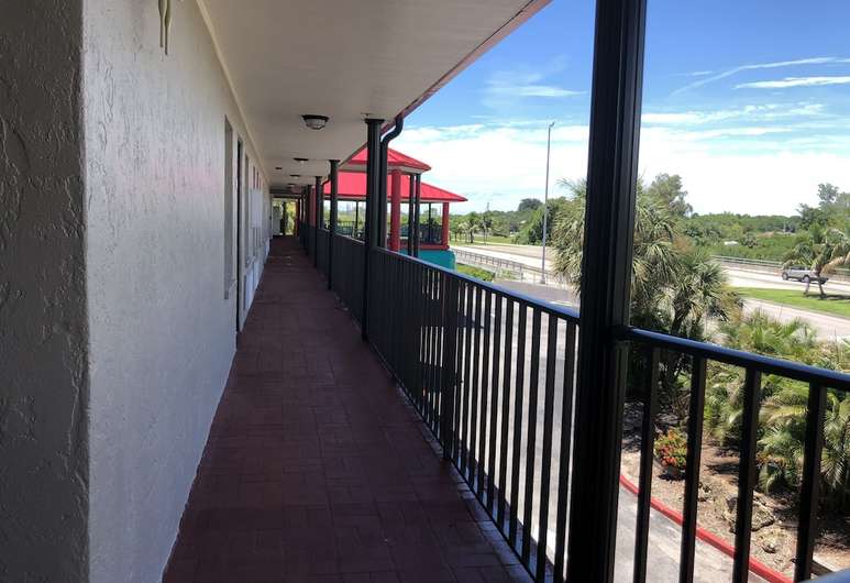 veranda hotel englewood fl