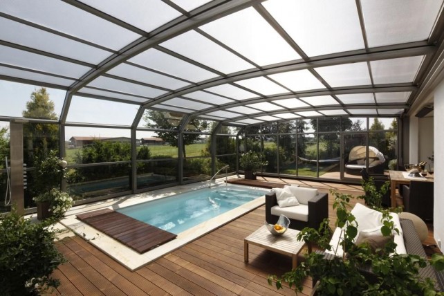 veranda piscine adosse
