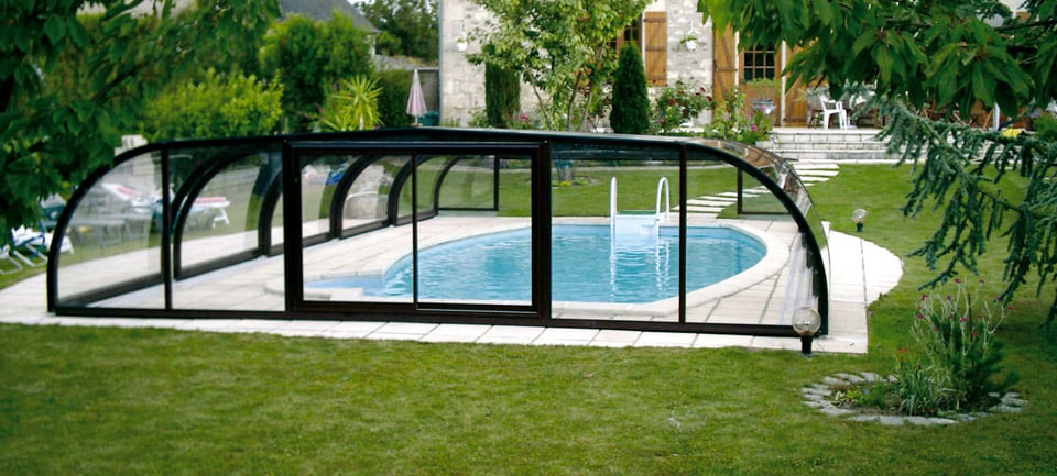 veranda piscine haut de gamme