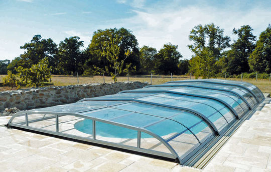 abri de piscine veranda rideau