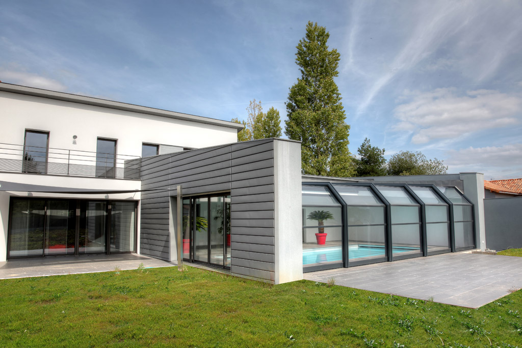 veranda pour piscine prix