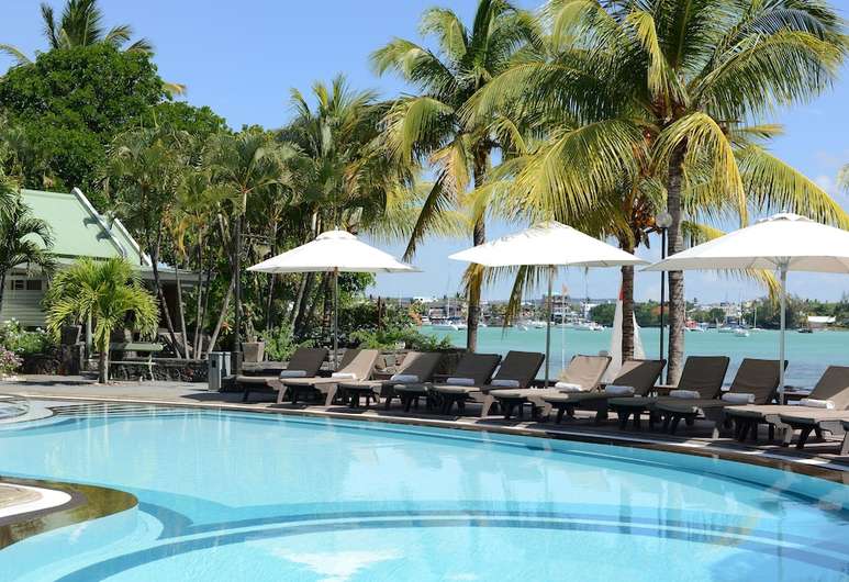 veranda grand baie review