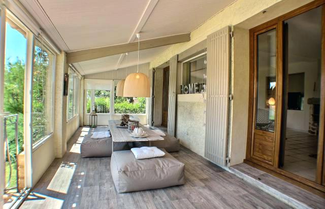 comment amenager une veranda en longueur