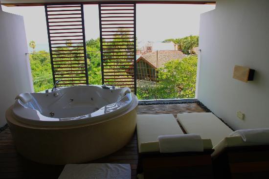 veranda hua hin jacuzzi