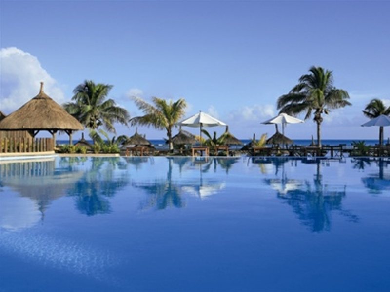 veranda pointe aux biches things to do