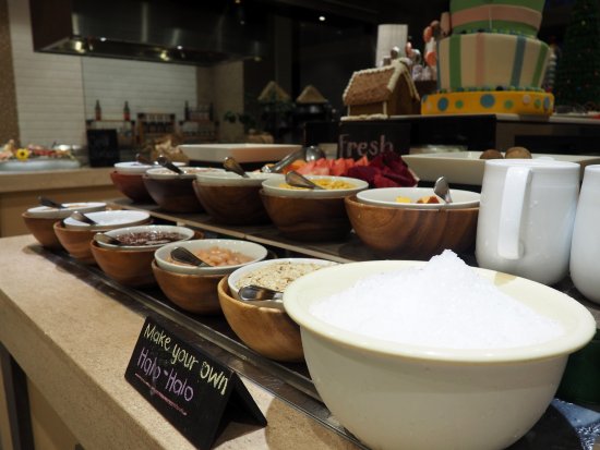 veranda hotel buffet
