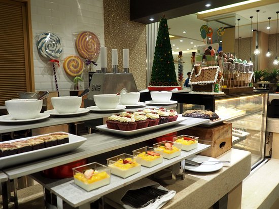 veranda hotel buffet