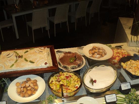 veranda grand baie food